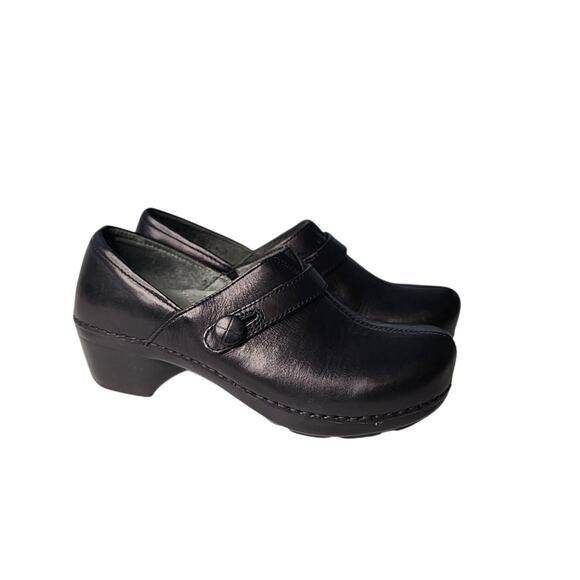 Dansko Women's Solstice Black Leather Slip On Clogs Comfort Shoes Sz 39 US 8.5/9 - Picture 1 of 9